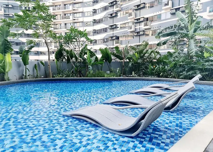 Apartment Chic In The Heart Of Makati #4609 *